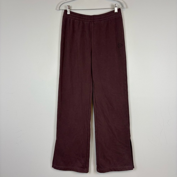 Vuori Pants - Vuori Sedona Wide Leg Sweatpants in Chestnut Sz‎ M